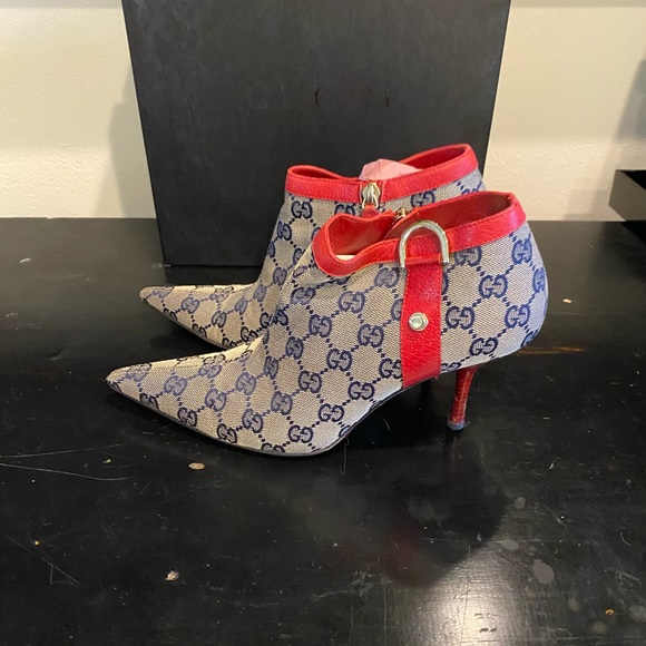 GUCCI GG TOM FORD BOOTIES BLUE/RED Size:7.5  FANTASTIC  PREOWNED CONDITION - Picture 3 of 12